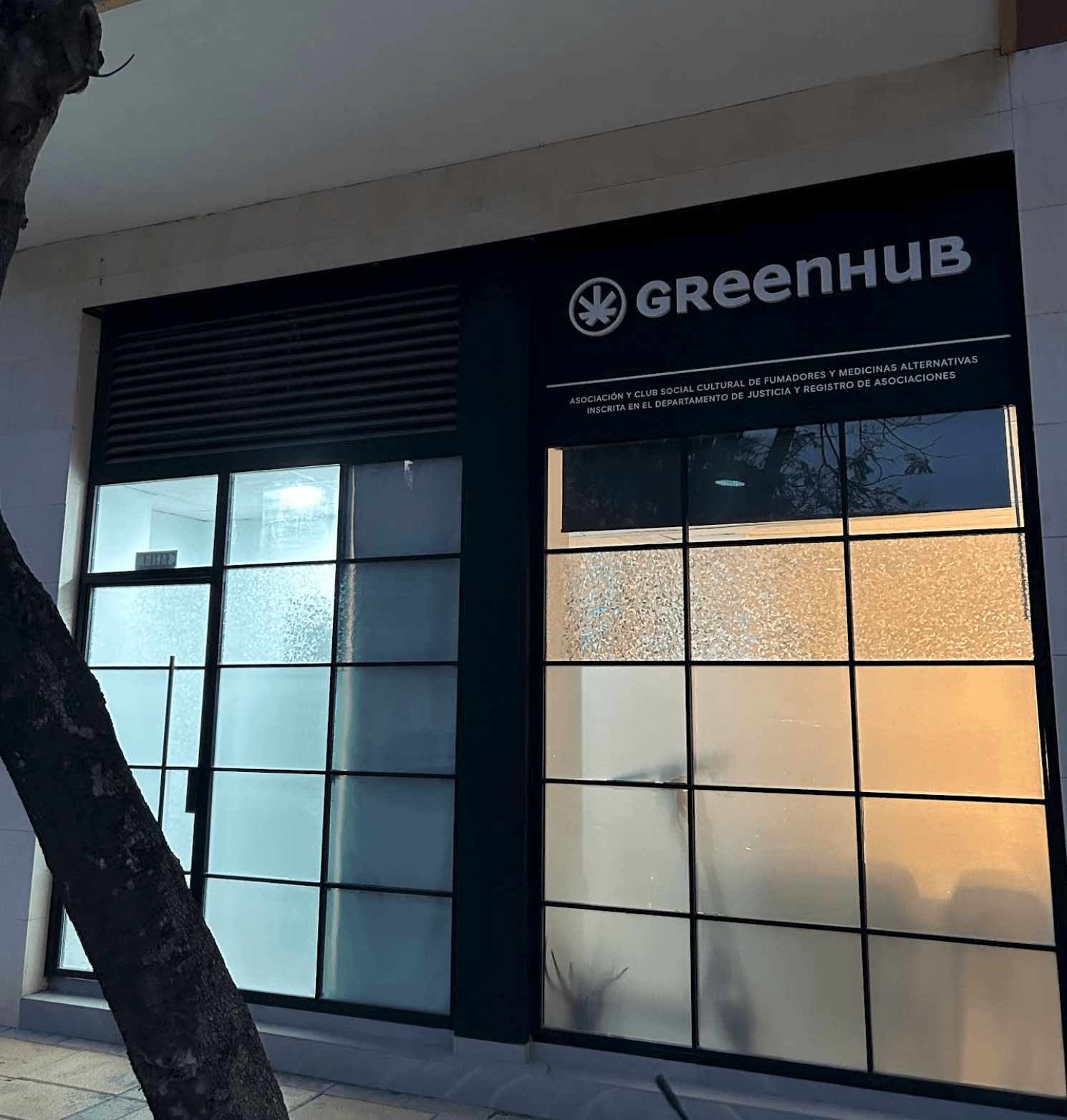 Fachada de la Asociación Greenhub